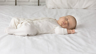 When Can My Baby Start Sleeping with a Blanket?