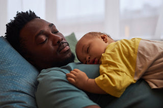 How to Safely Swaddle a Baby: A Step-by-Step Swaddling Guide