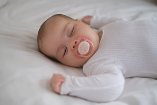 How to Get Your Baby to Sleep in a Bassinet for the First Time